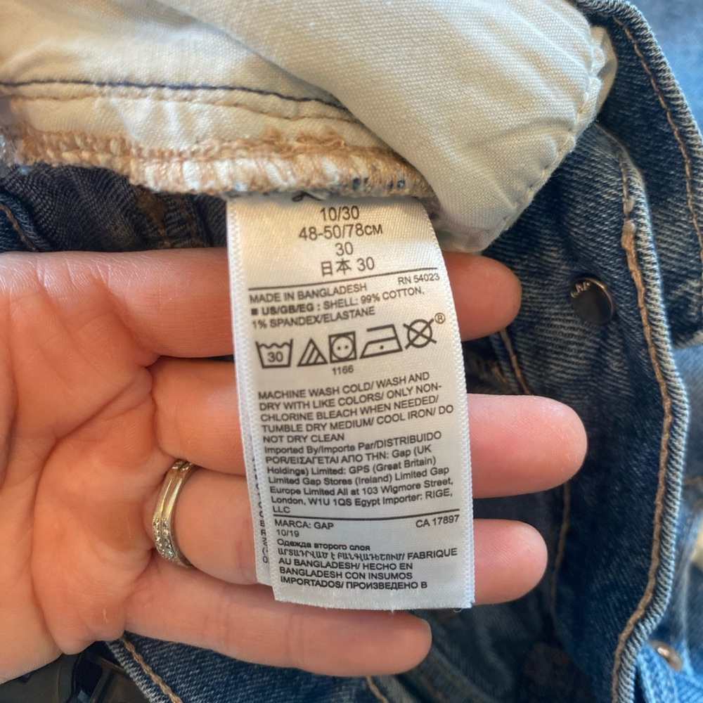 Gap Denim Shorts 5 Inch Distressed Medium Wash Size 10 / 30 - Picture 5 of 5